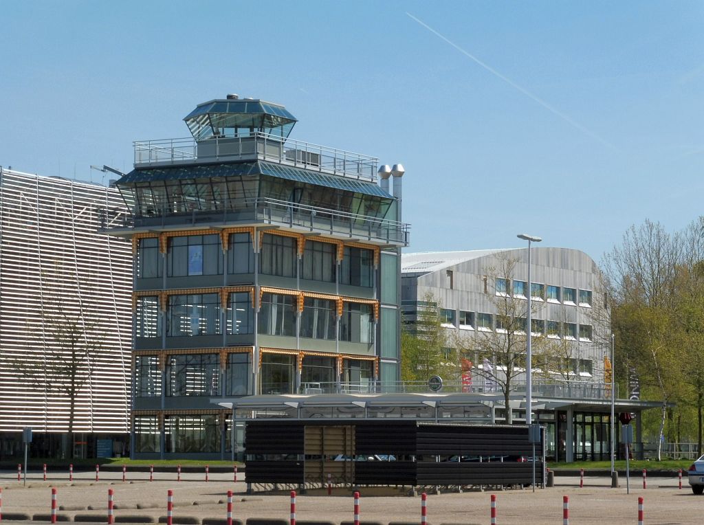 Oude Verkeerstoren - Wings - Amsterdam