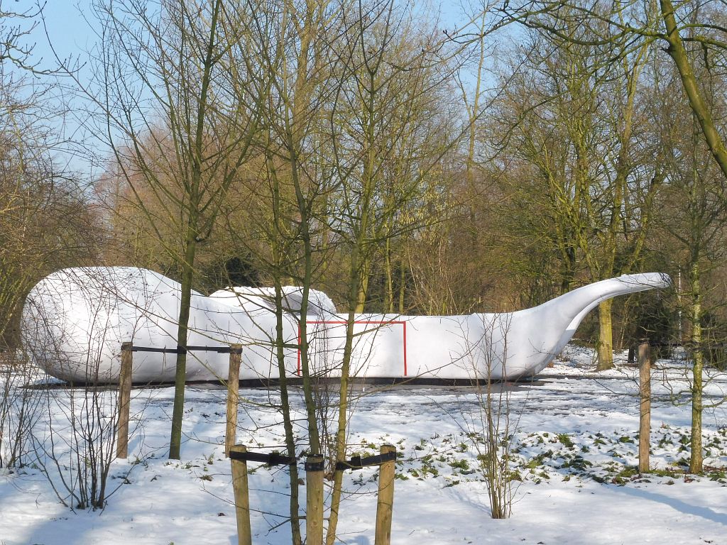 Witte Ronde Speeltoestel - Amsterdam