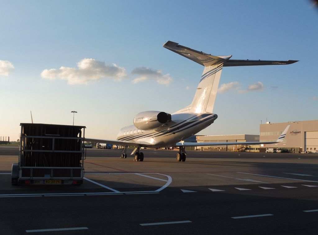 Platform Oost - N473CW Gulfstream Aerospace G-IV Gulfstream IV-SP - Amsterdam