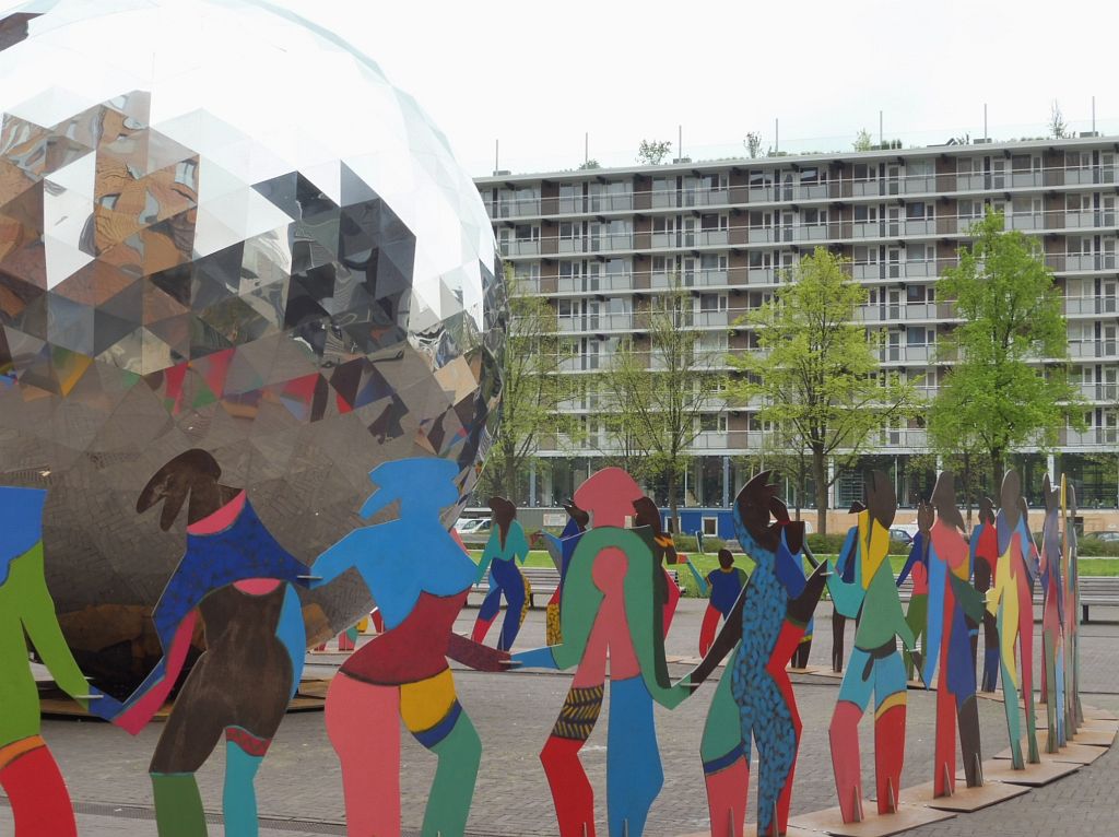 ArtZuid 2017 - Cristbal Gabarrn - Enlightened Universe en De Boel - Amsterdam