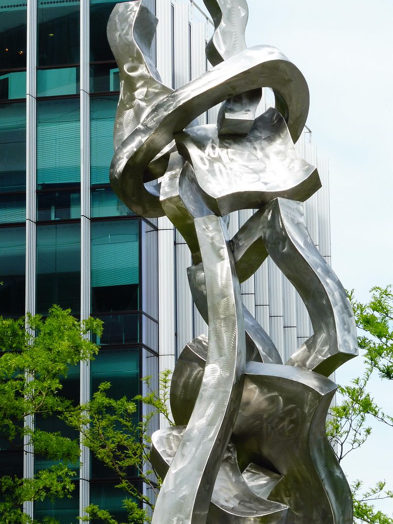 ArtZuid 2017 - Hans van de Bovenkamp - Menhir Tower - Amsterdam