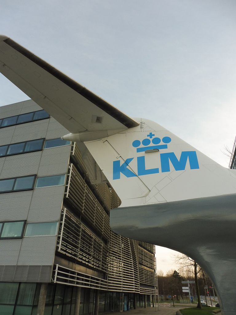 Staartmonument KLM en Fokker Medewerkers - Amsterdam