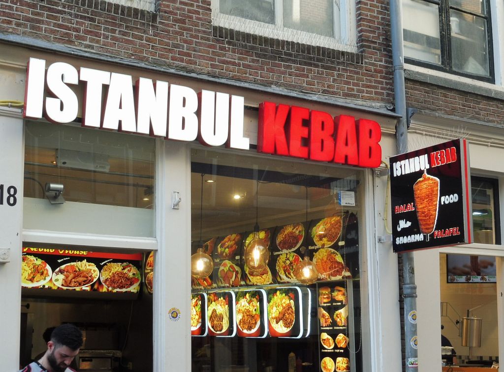 Halvemaansteeg - Istanbul Plaza - Amsterdam