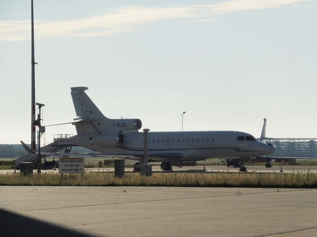 Platform Oost - C-GLXC Dassault Falcon 7X - Amsterdam