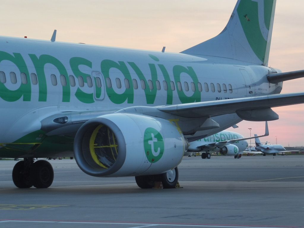 Platform Oost - PH-XRX Boeing 737-7K2 - Amsterdam