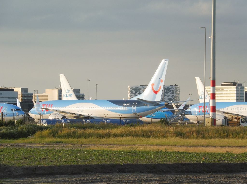 S Platform - PH-TFP Boeing 737-8 MAX - Amsterdam